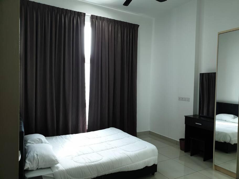 Direct Qbm & Ikea *Highfloor Sunrise Seaview Condo Bayan Lepas Esterno foto